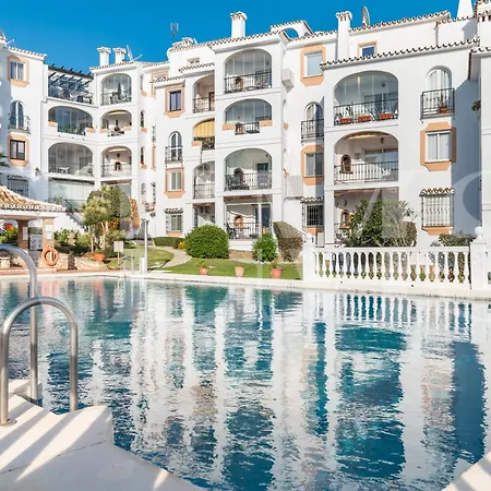 Pool, Sea Views & Parking By Rems Apartment Mijas
