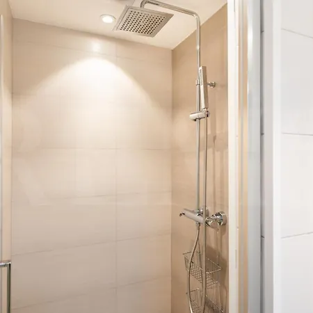 Apartment Pool, Sea Views & Parking By Rems Mijas